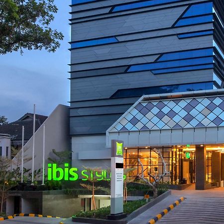 Ibis Styles Medan Pattimura Esterno foto
