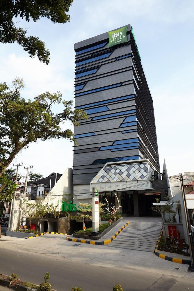 Ibis Styles Medan Pattimura Esterno foto