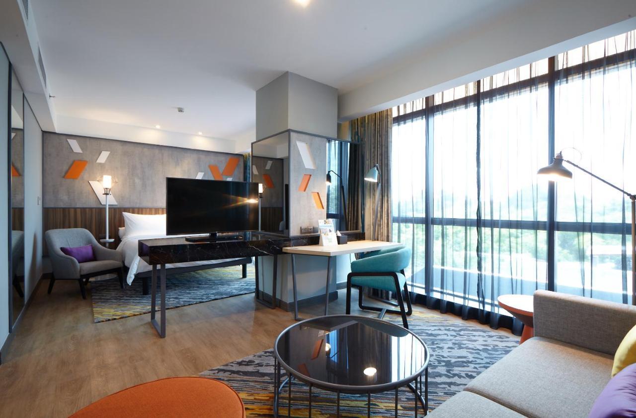 Ibis Styles Medan Pattimura Esterno foto