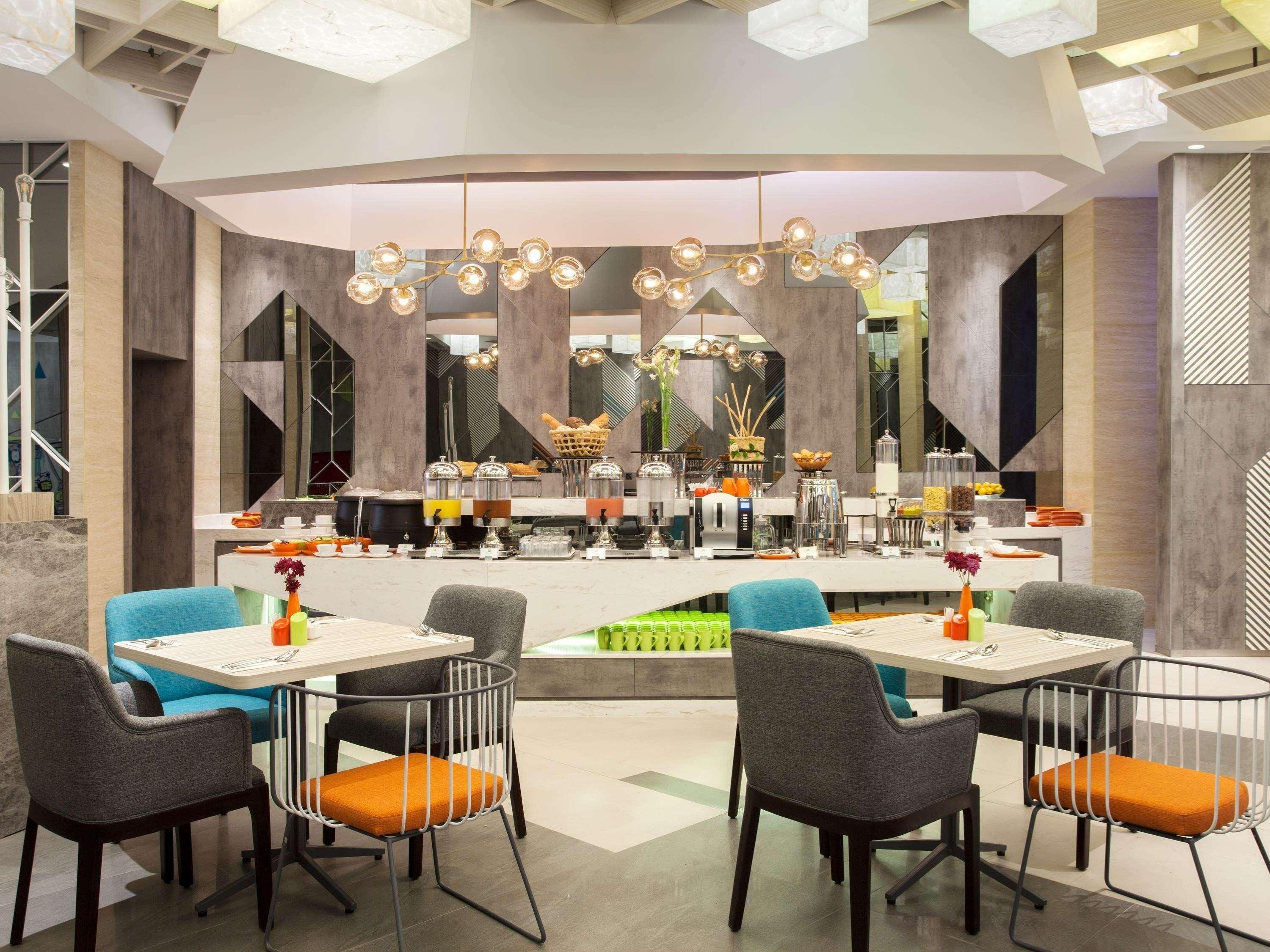 Ibis Styles Medan Pattimura Esterno foto