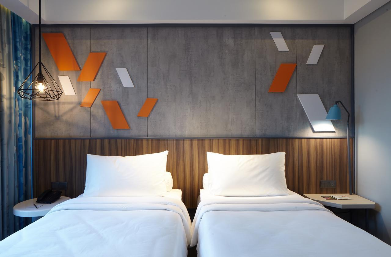 Ibis Styles Medan Pattimura Esterno foto